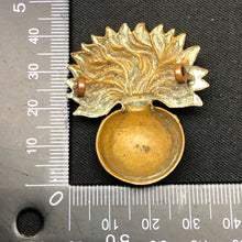 Lade das Bild in den Galerie-Viewer, Image #4
