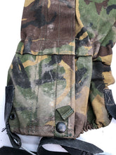 Load image into Gallery viewer, Genuine British Army DPM Camouflaged Gaiters - Size Standard
