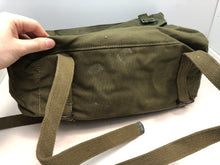 Charger l&#39;image dans la galerie, Original WW2 Korea Vietnam US Army M-1945 Field Pack Cargo OG Green - NEW STOCK
