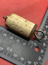 Charger l&#39;image dans la galerie, New Old Stock WW1 / WW2 British Army Waterbottle Cork with Loop - Original Item
