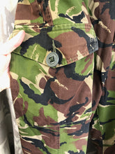 Lade das Bild in den Galerie-Viewer, Vintage British Army DPM Lightweight Combat Trousers - Size 85/88/104
