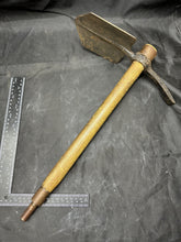 Load image into Gallery viewer, Original WW2 British Army Entrenching Tool Set - 1945 Dated
