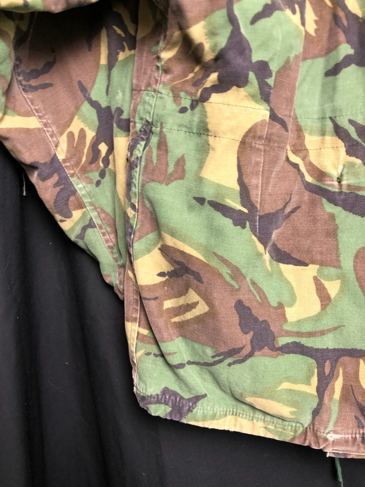 Original British Army 68 Pattern DPM Camouflaged Combat Smock Size 2 - 39" Chest - The Militaria Shop