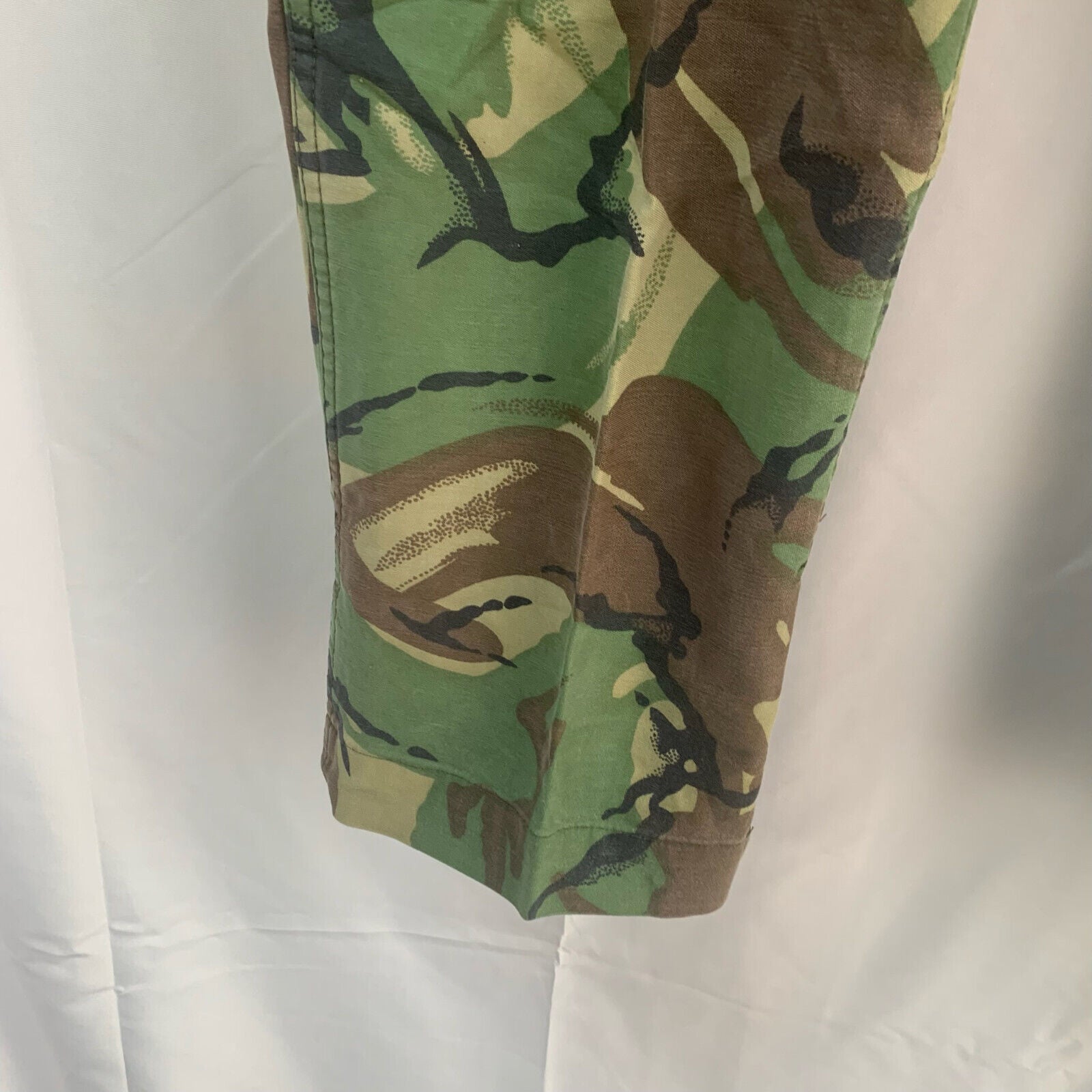 Genuine British Army 68 Pattern DPM Jungle Camouflaged Trousers - Size 30" Waist - The Militaria Shop