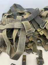 Lade das Bild in den Galerie-Viewer, Genuine British Army / RAF Water Bottle Webbing Carrier / Harness - Scuffed
