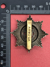 Charger l&#39;image dans la galerie, Genuine British Army Cheshire Regiment Cap Badge
