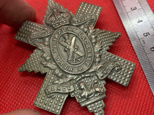 Charger l&#39;image dans la galerie, Original WW1 / WW2 British Army Royal Highlanders Black Watch Regiment Cap Badge
