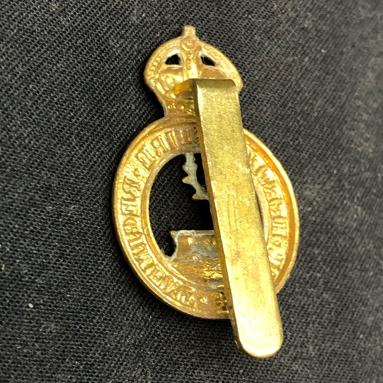 Original WW1 British Army Cap Badge - Hertfordshire Regiment - The Militaria Shop