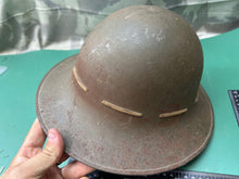 Charger l&#39;image dans la galerie, Original WW2 British Home Front Civillian Zuckerman Helmet 1941 Dated &amp; Liner
