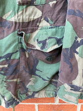 Load image into Gallery viewer, Original British Army 1968 Pattern Combat Smock Jacket - Size 1 - 40&quot; Chest
