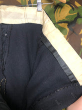 Lade das Bild in den Galerie-Viewer, Image #7
