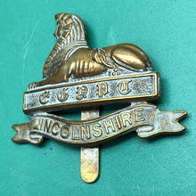 Load image into Gallery viewer, Original WW2 British Army Cap Badge - The Lincolnshire Regiment
