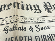 Lade das Bild in den Galerie-Viewer, Originales britisches Zeitungstrikot aus dem 2. Weltkrieg zur Besetzung der Kanalinseln – Oktober 1941 
