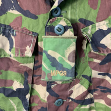 Lade das Bild in den Galerie-Viewer, Originale DPM-Woodland-Jacke im Camouflage-Muster der britischen Armee – 170/96
