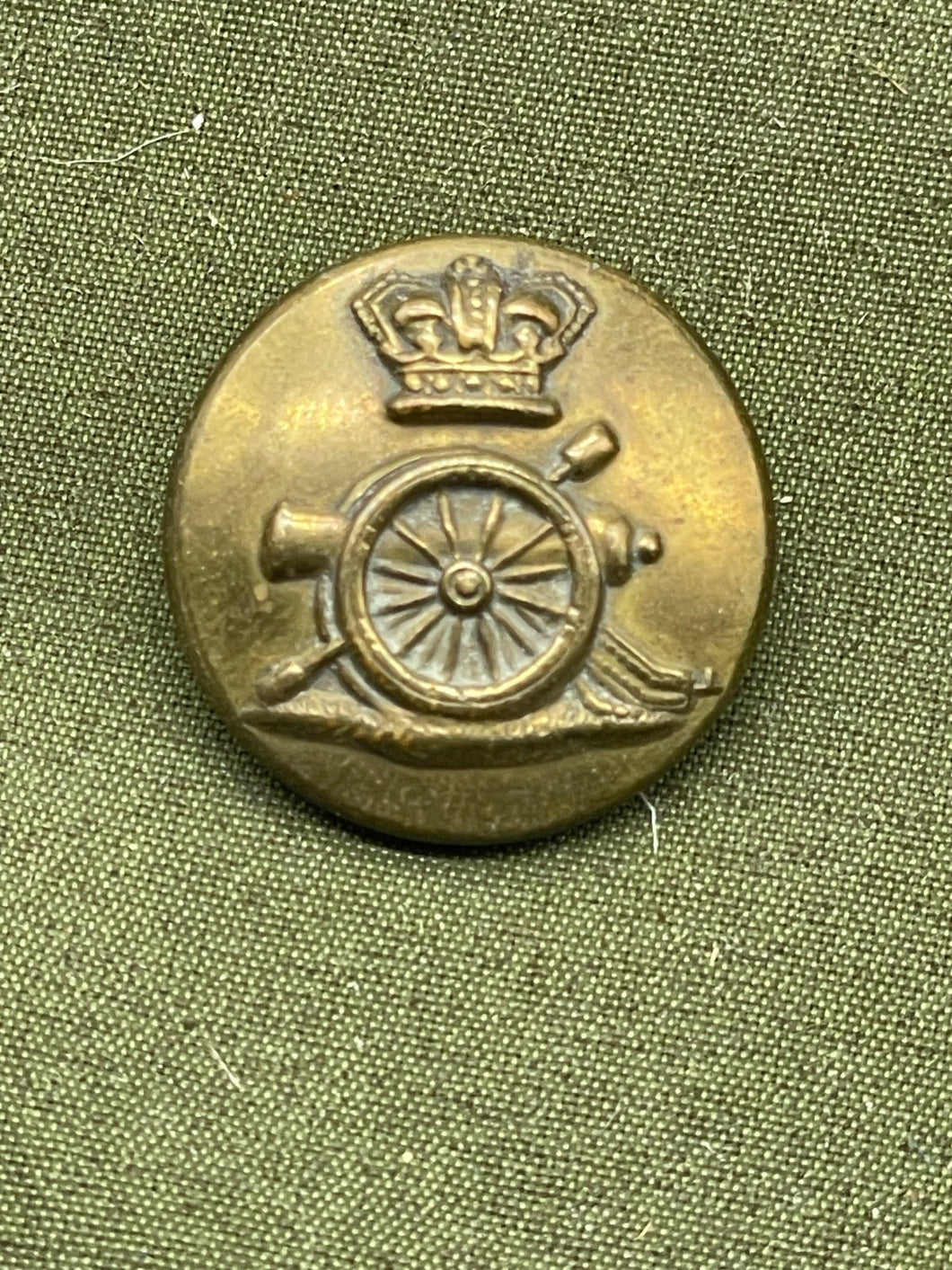 Nice Original Victorian Royal Artillery Button - The Militaria Shop