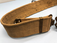 Charger l&#39;image dans la galerie, Original British Army 37 Pattern Webbing Belt - Size Normal 36&quot; Waist - WW2 Patt
