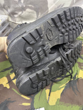 Charger l'image dans la galerie, Image #18
