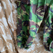 Lade das Bild in den Galerie-Viewer, Original British Army Jungle DPM Camouflaged Combat Trousers - 75/76/92
