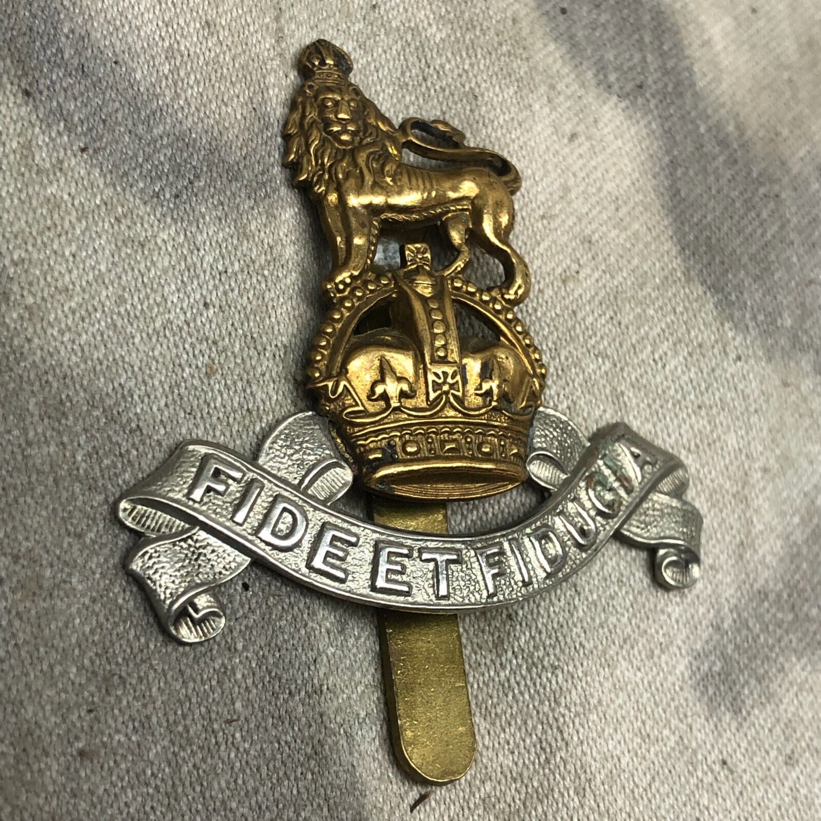 Original WW1 WW2 British Army Royal Army Pay Corps RAPC Cap Badge - The Militaria Shop