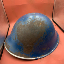 Lade das Bild in den Galerie-Viewer, Image #4
