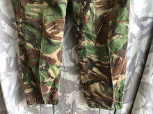 Lade das Bild in den Galerie-Viewer, Genuine British Army Combat Trousers Jungle DPM - 80/78/92
