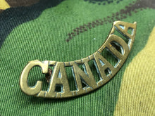 Load image into Gallery viewer, Genuine Canadian Army WW1 Brass Shoulder Title - CANADA - The Militaria Shop
