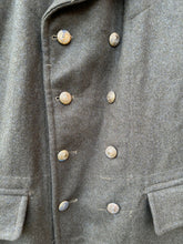 Charger l&#39;image dans la galerie, Original British Army / Navy Greatcoat - Royal Marines - 40&quot; Chest
