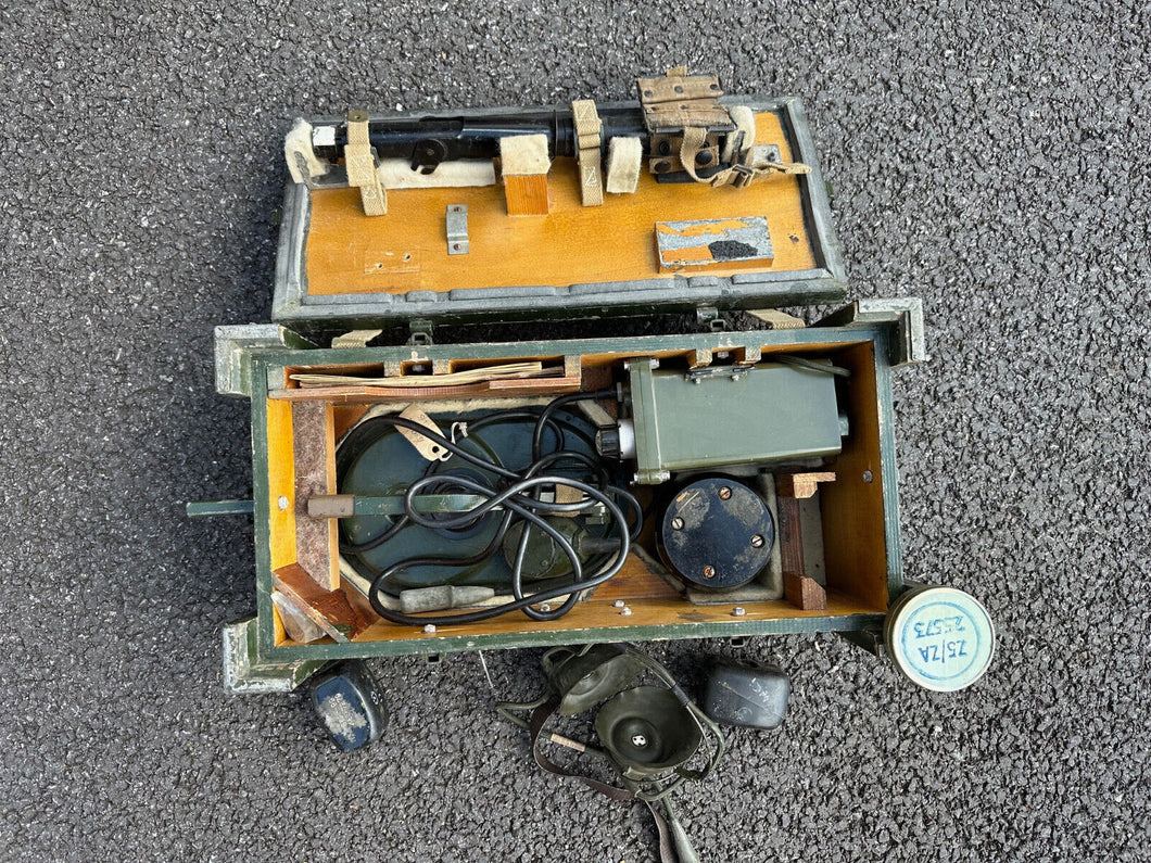 Genuine British Army No.4 C Mine Detector Kit