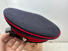 Lade das Bild in den Galerie-Viewer, Genuine British Army Peaked Cap - Royal Artillery - Size 57cm - The Militaria Shop
