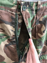 Lade das Bild in den Galerie-Viewer, Genuine British Army Combat Trousers Jungle DPM - 80/78/92
