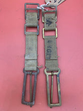 Charger l&#39;image dans la galerie, Original WW2 British Army 37 Pattern Webbing Brace Adaptors Pair
