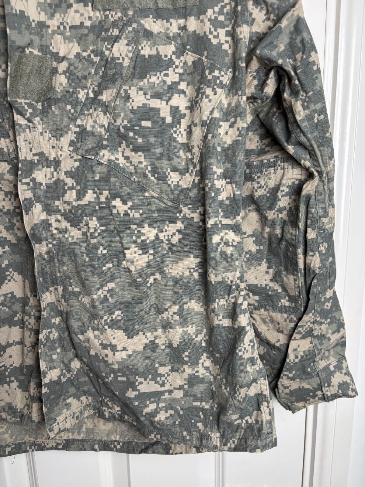Surplus US Army ACU Combat Uniform Jacket-Medium Regular - The Militaria Shop
