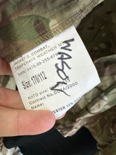 Charger l&#39;image dans la galerie, Genuine British Navy MTP Camouflaged Jacket 2 - Temperate Weather - 170/112
