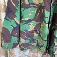 Lade das Bild in den Galerie-Viewer, Genuine British Army Smock Combat 1968 Pattern DPM Camouflage - Size 2
