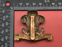 Load image into Gallery viewer, Original WW1 British Army Earl of Chester&#39;s Imperial Yeomanry Cap Badge
