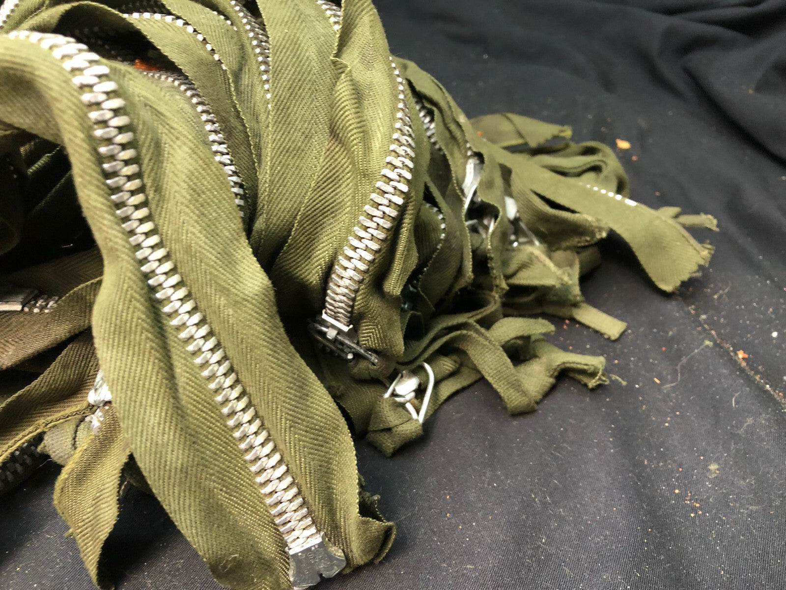 Original Vietnam War Era Army Smock / Cold Weather Parka Replacment Zip - The Militaria Shop