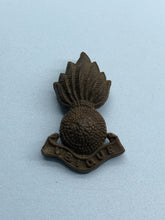 Load image into Gallery viewer, Original WW2 British Army Bakelite Economy Royal Artillery Cap Badge
