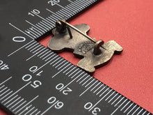 Load image into Gallery viewer, Original WW2 British Army Welsh Regiment Association Sweetheart Brooch
