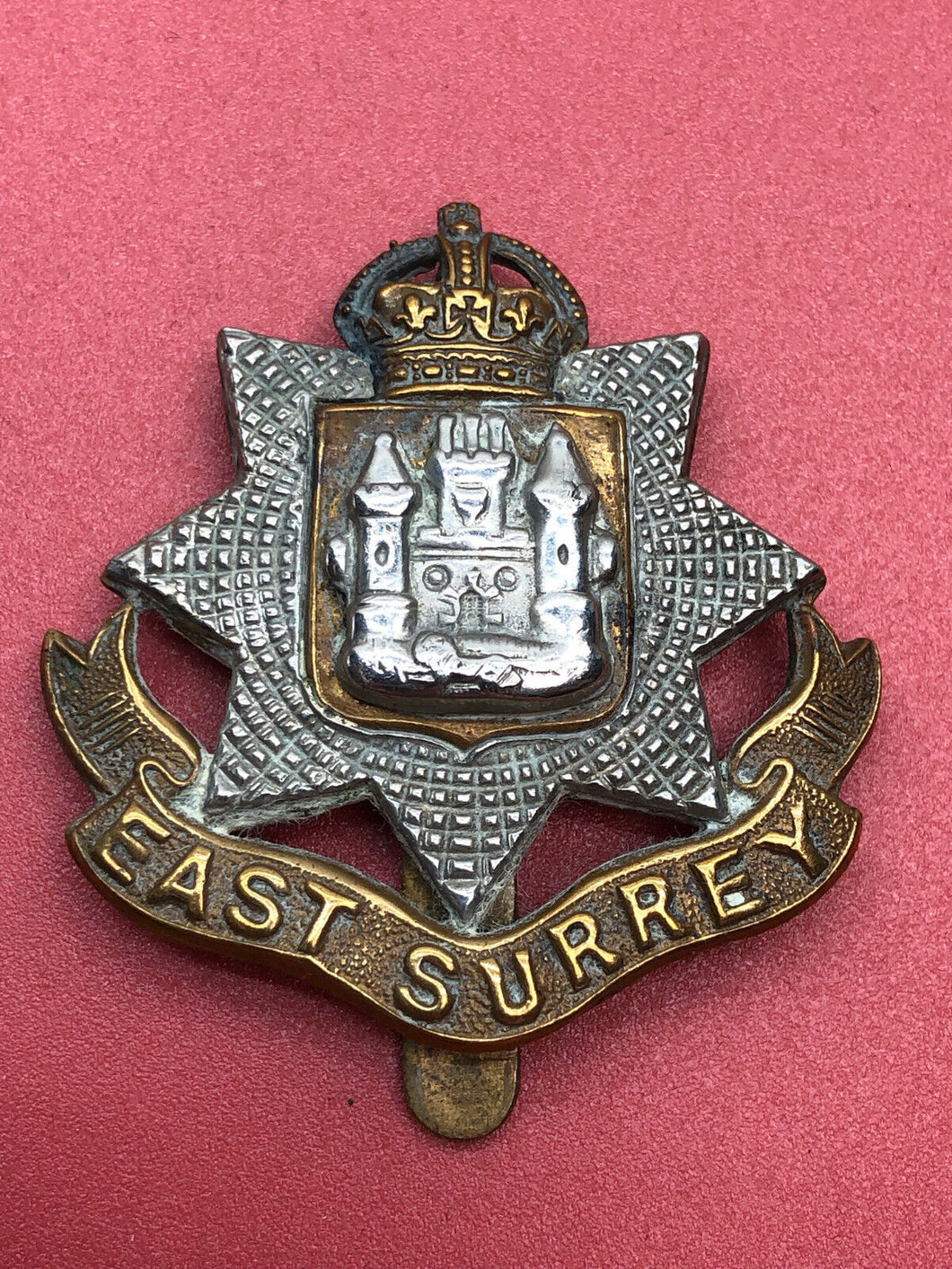 Original WW2 British Army Easy Surrey Regiment Cap Badge