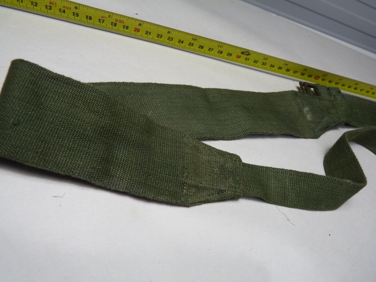 Original WW2 British Army 44 Pattern Shoulder / Extended Equipment Strap - 1945 - The Militaria Shop