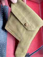 Charger l&#39;image dans la galerie, Original WW2 British Army 37 Pattern Holster in Very Clean Condition - 1941 Date
