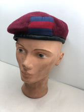 Lade das Bild in den Galerie-Viewer, Original Regiments-Barettmütze der Fallschirmjäger der britischen Armee – Größe 56 cm 
