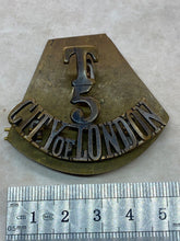 Load image into Gallery viewer, Original WW1 British Army 5th City of London Territorial Shoulder Title
