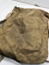 Load image into Gallery viewer, Original WW2 British Army / Home Front ARP Gas Mask Bag
