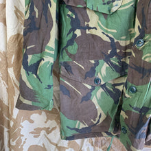 Charger l&#39;image dans la galerie, Genuine British Army Smock Combat Jungle DPM Camouflage - Size 170/96
