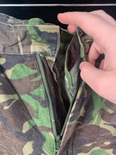 Charger l&#39;image dans la galerie, Genuine British Army DPM Combat Trousers - Size 76/88/104
