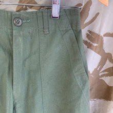 Load image into Gallery viewer, Genuine US Army Vintage OG-507 Olive Green OG Combat Trousers - Size 26x29
