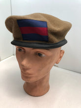 Lade das Bild in den Galerie-Viewer, Genuine British Army Khaki Guards Regimental Beret Hat - Size 62cm
