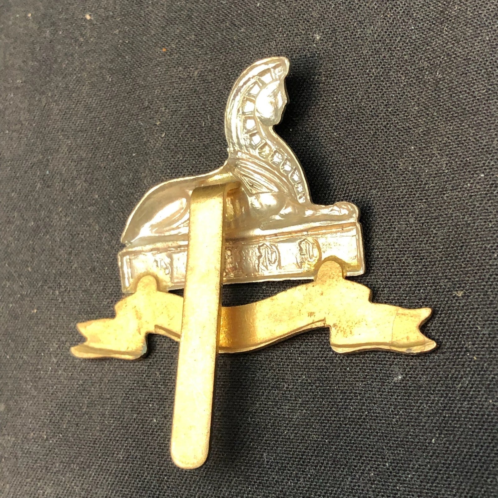 Original WW2 British Army Cap Badge - Royal Lincolnshire Regiment - The Militaria Shop
