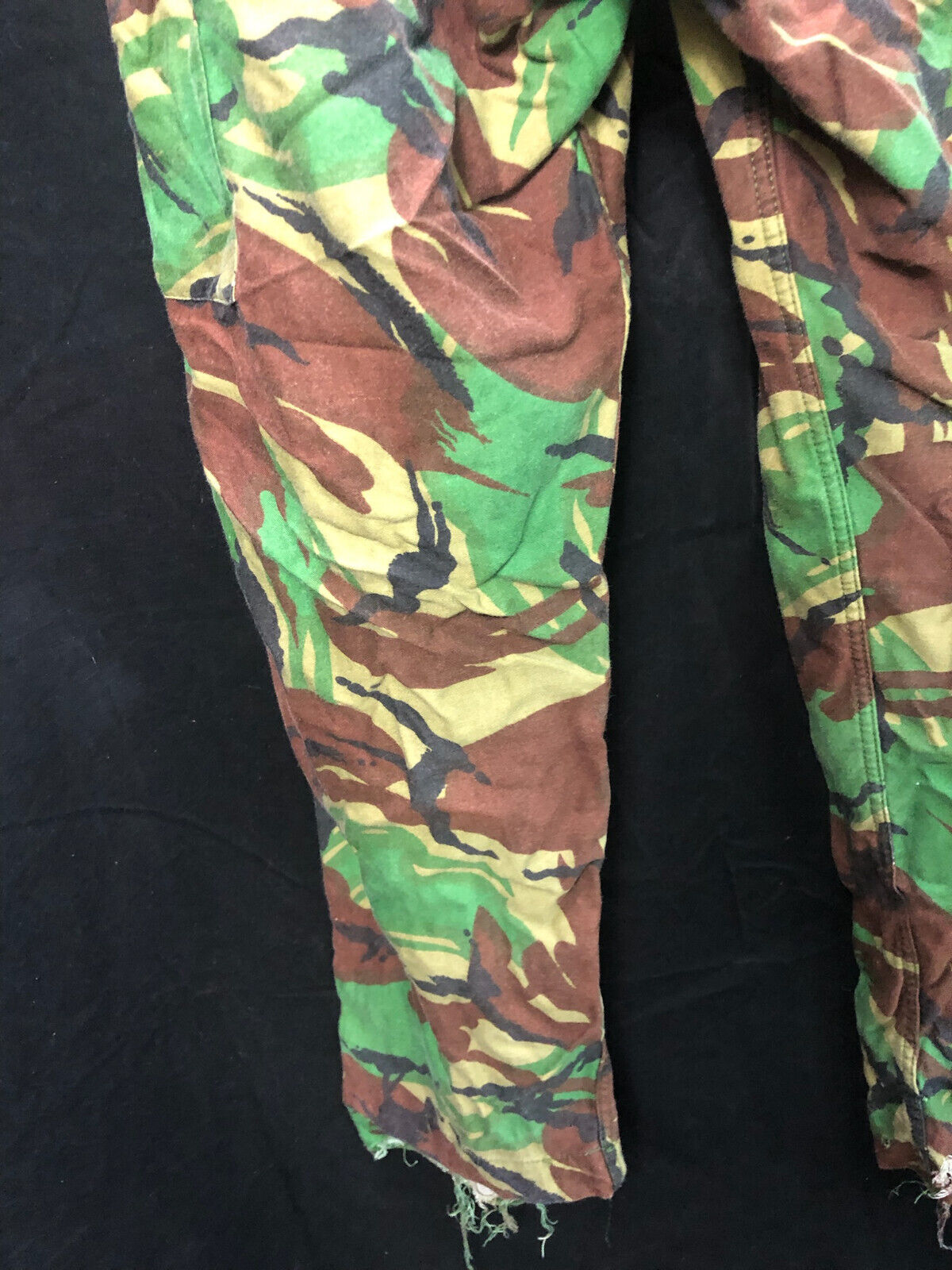Genuine British Army Forces 68 Pattern DPM Trousers - Size 1 - Waist 28" - The Militaria Shop